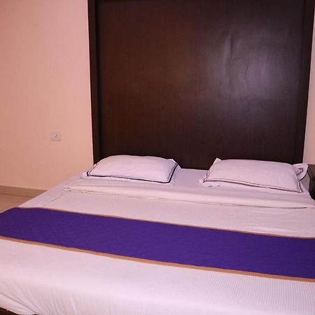 Smilestay Bns Lodge Bangalore Esterno foto