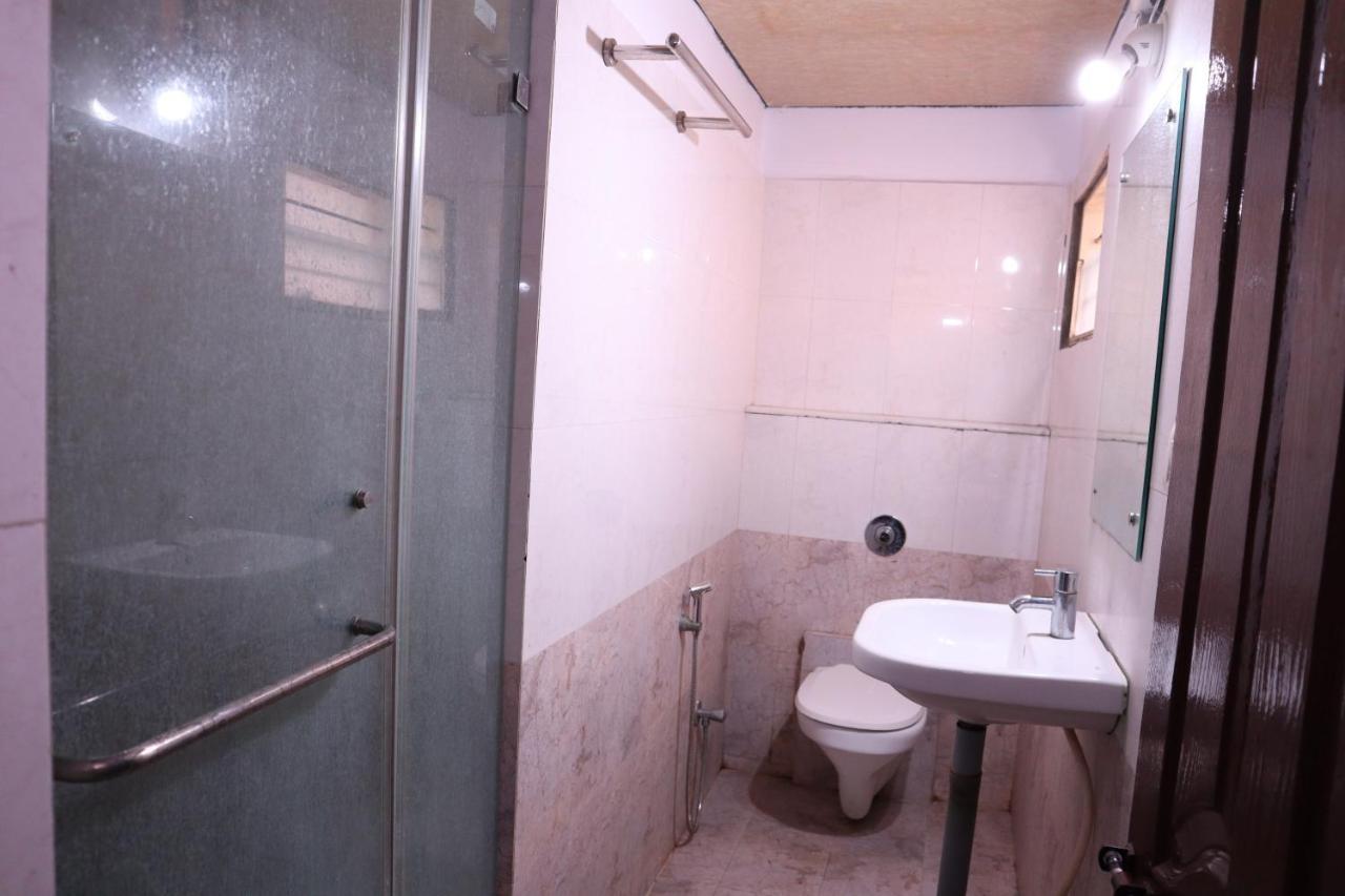 Smilestay Bns Lodge Bangalore Esterno foto