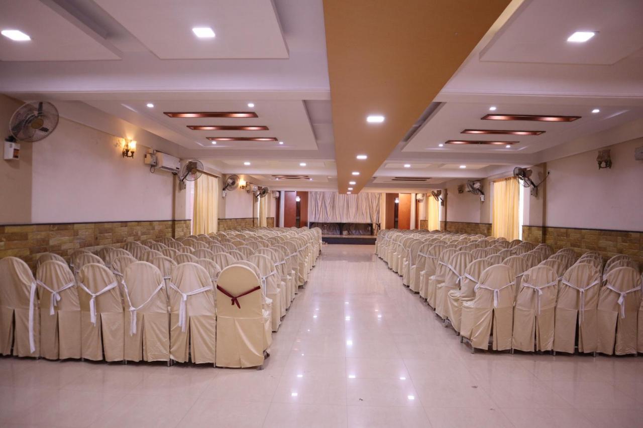 Smilestay Bns Lodge Bangalore Esterno foto